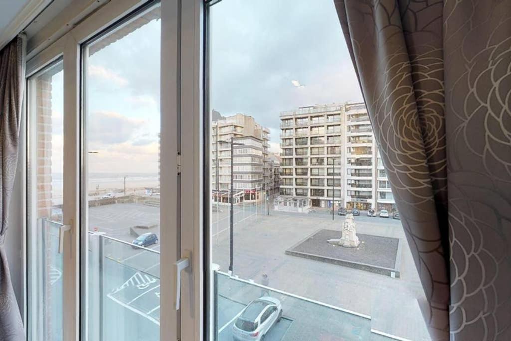 Studio Met Zeezicht Op Heldenplein Knokke-Heist Esterno foto