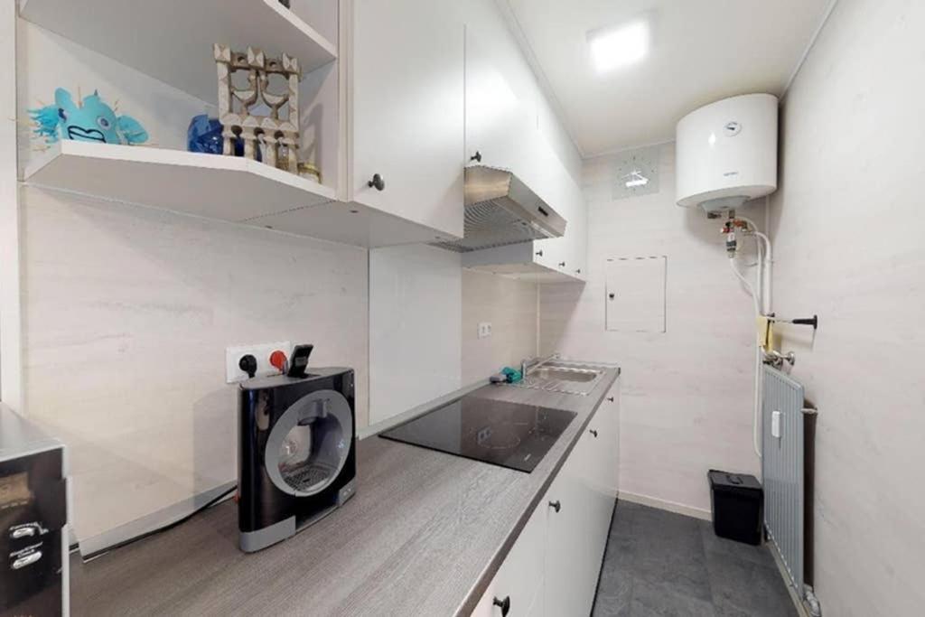 Studio Met Zeezicht Op Heldenplein Knokke-Heist Esterno foto