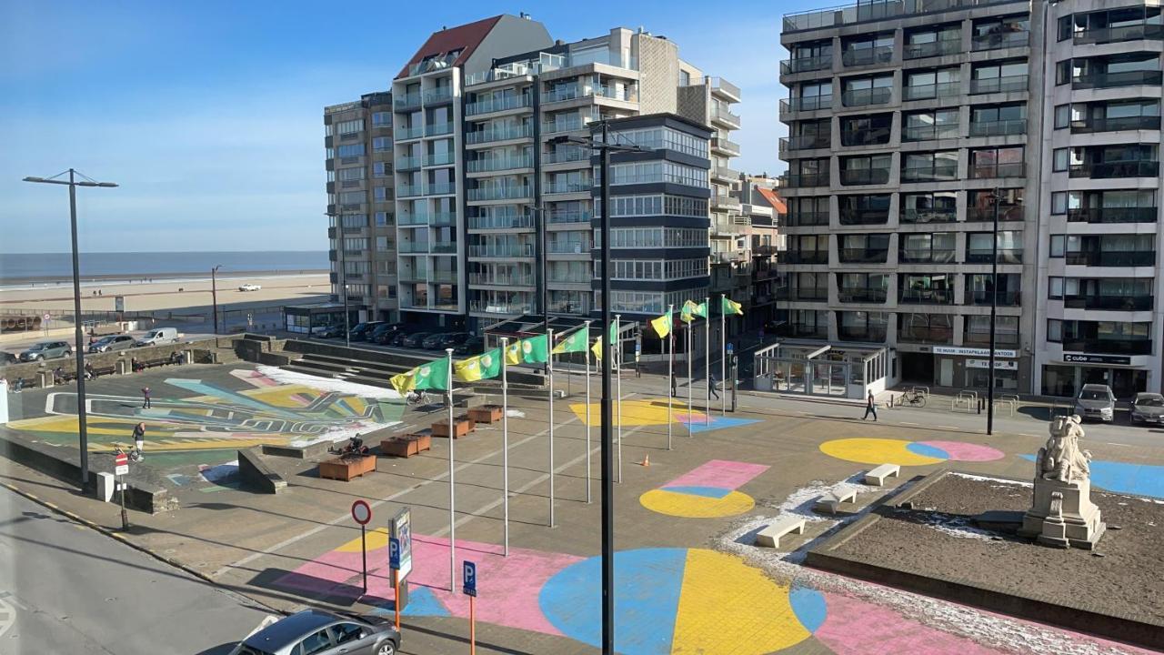 Studio Met Zeezicht Op Heldenplein Knokke-Heist Esterno foto
